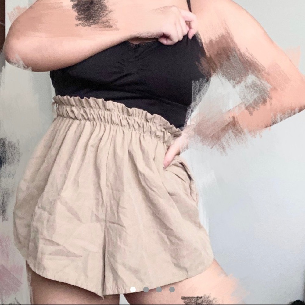 Paperboy Ruffled Tan Shorts